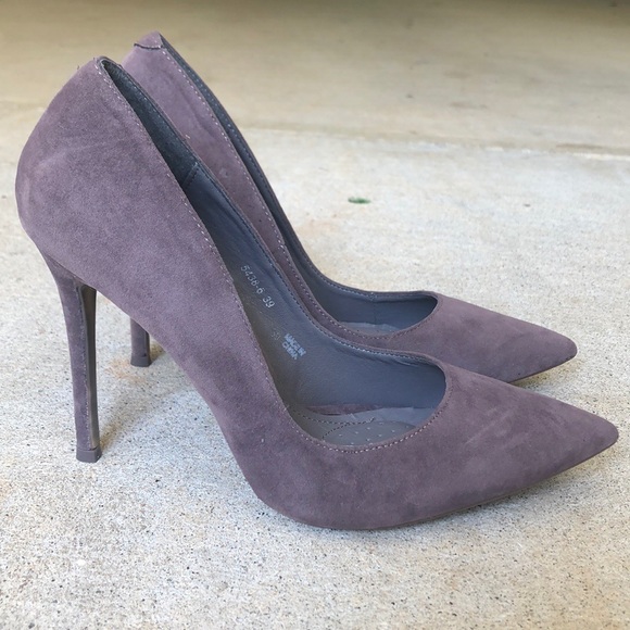 High heels - Picture 3 of 3